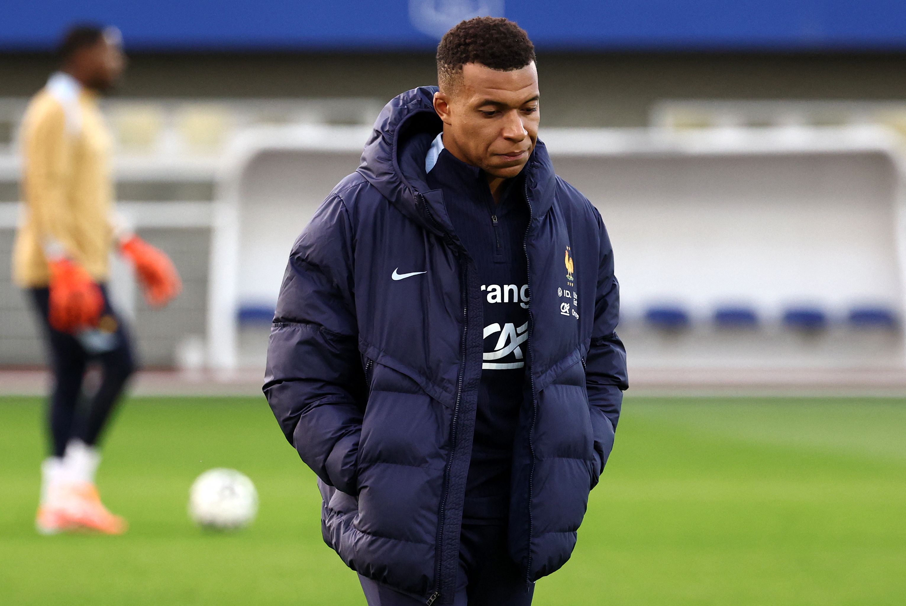 开云体育在线-包含法国杯今晚再迎强敌,上海海港刷新队史纪录,主帅态度:球迷炸锅,训练强度明显提升的词条 开云体育在线-包含法国杯今晚再迎强敌,上海海港刷新队史纪录,主帅态度:球迷炸锅,训练强度明显提升的词条