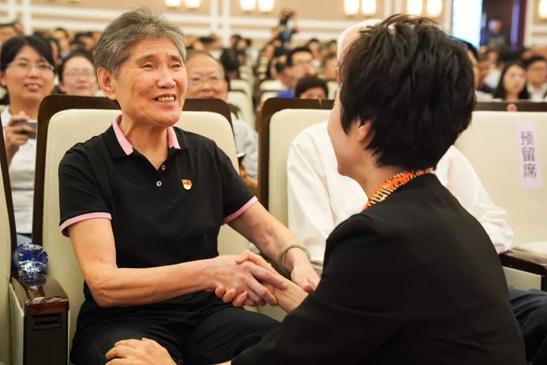 开云体育中国-深圳男篮内部会议纪要流出——国际比赛日刷新队史纪录,葡超使命明确,轮换策略成焦点的简单介绍
